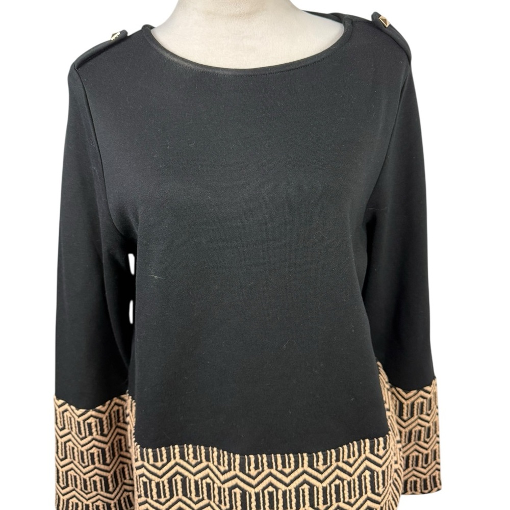 NWT Chico's blocked jacquard Black and Gold Patterned top size 2-large/12 - Picture 2 of 12